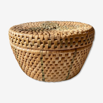 African vintage wicker box