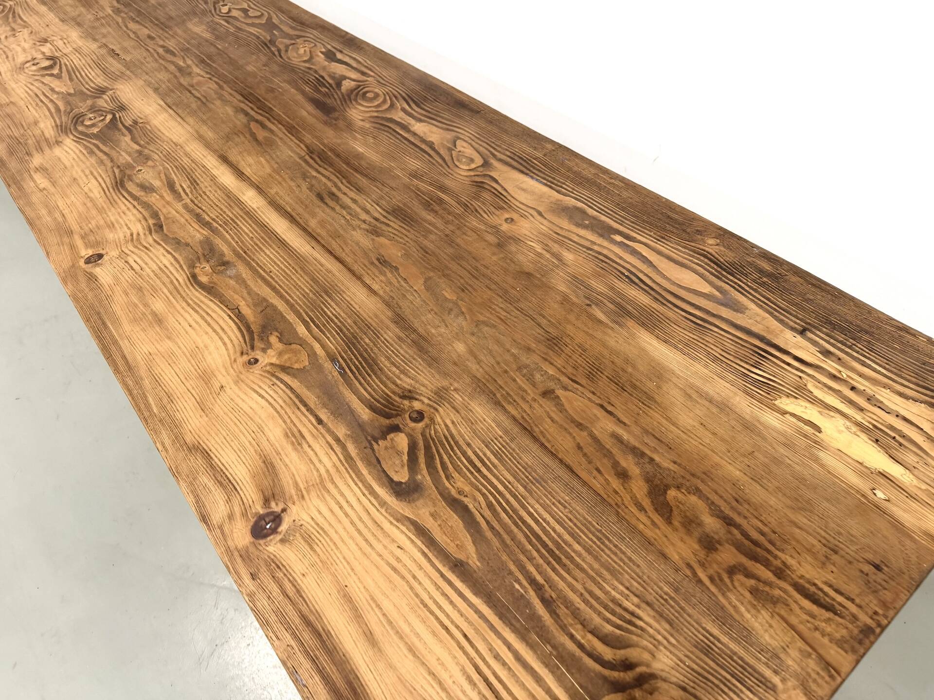 Large XXL Farm Table in Pine – Tapered Legs – L367 cm