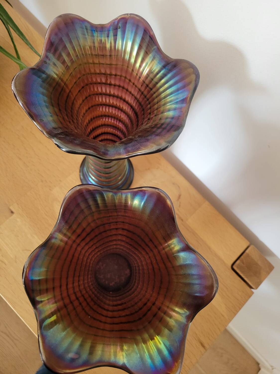 Pair of Imperial vases in iridescent glass
