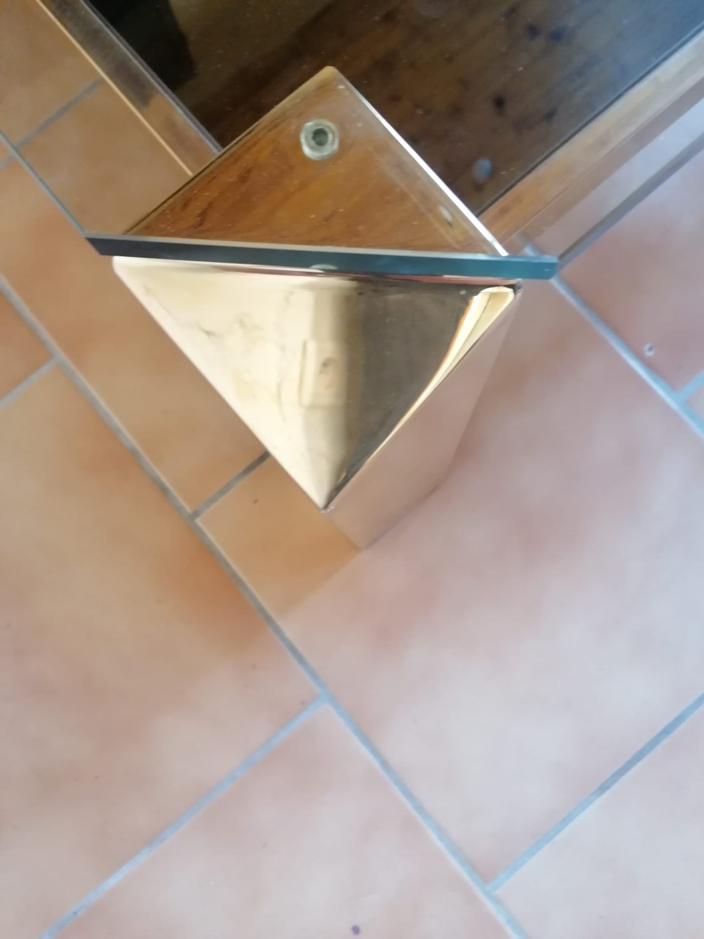 Gold-gold vintage coffee table fin 23carats by Belgo Chrome