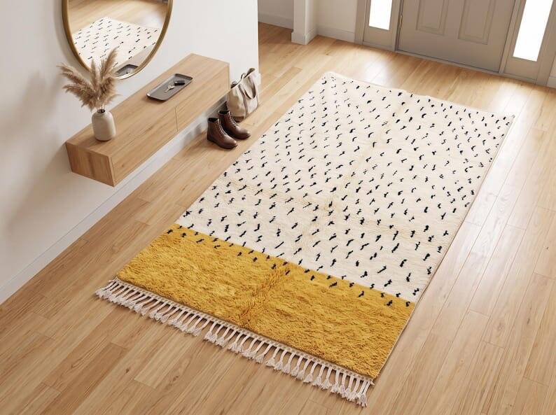 Berber wool rug with beautiful traditional colour 2/3 m