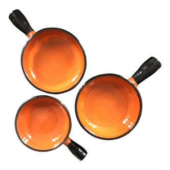 Lot 3 orange and black skillets