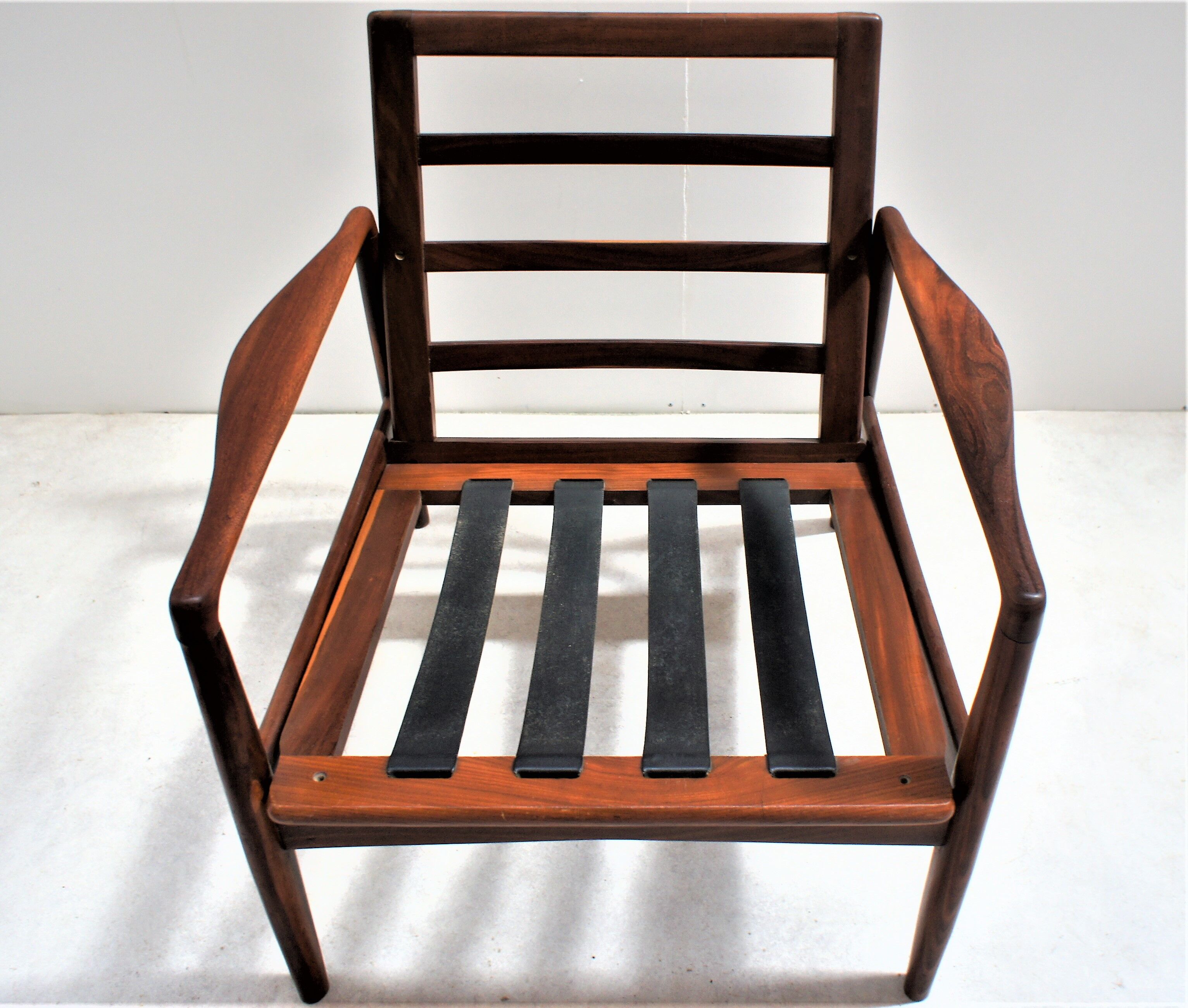 Scandinavian rosewood chair