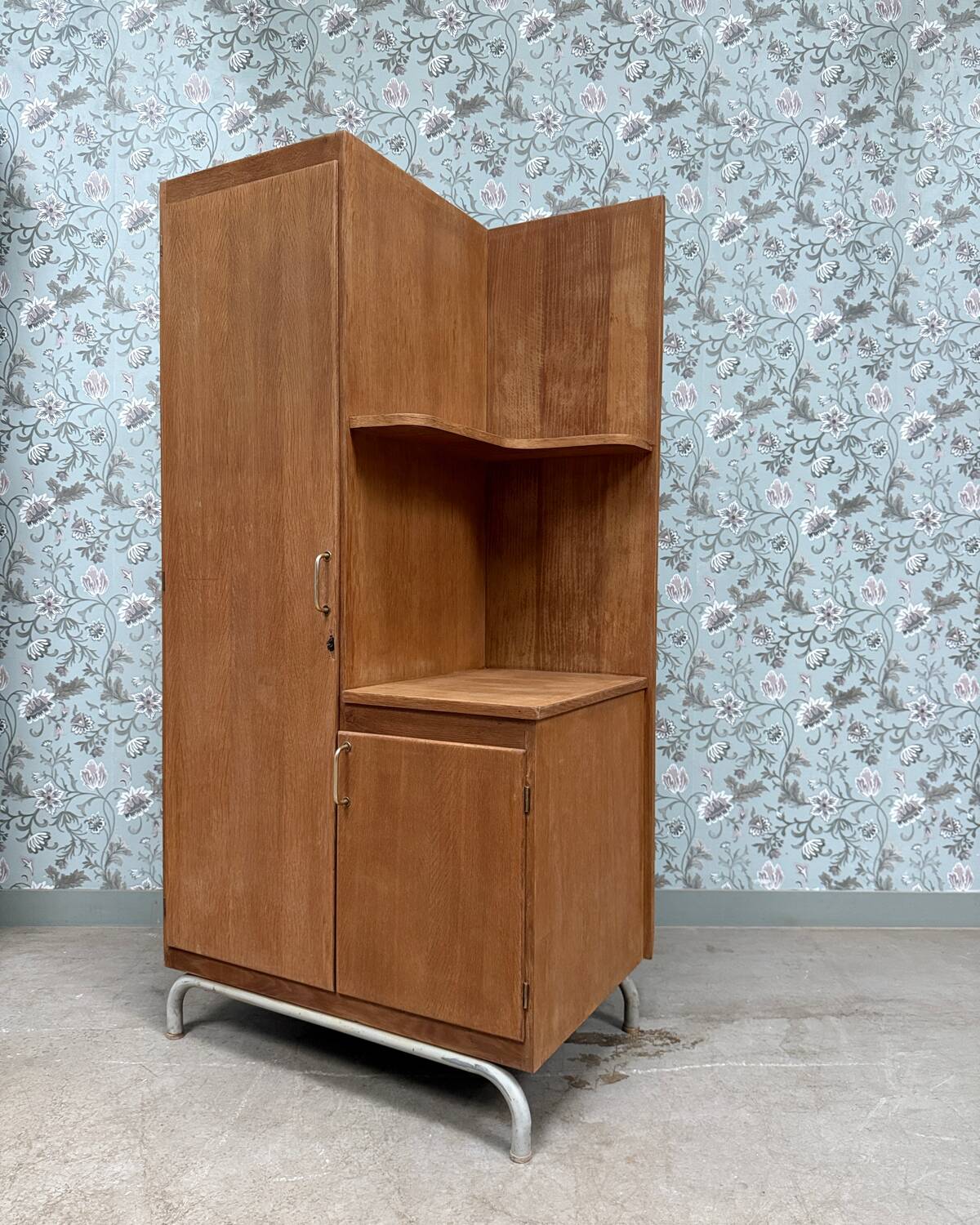 Vestiaire vintage d’école (rénové)