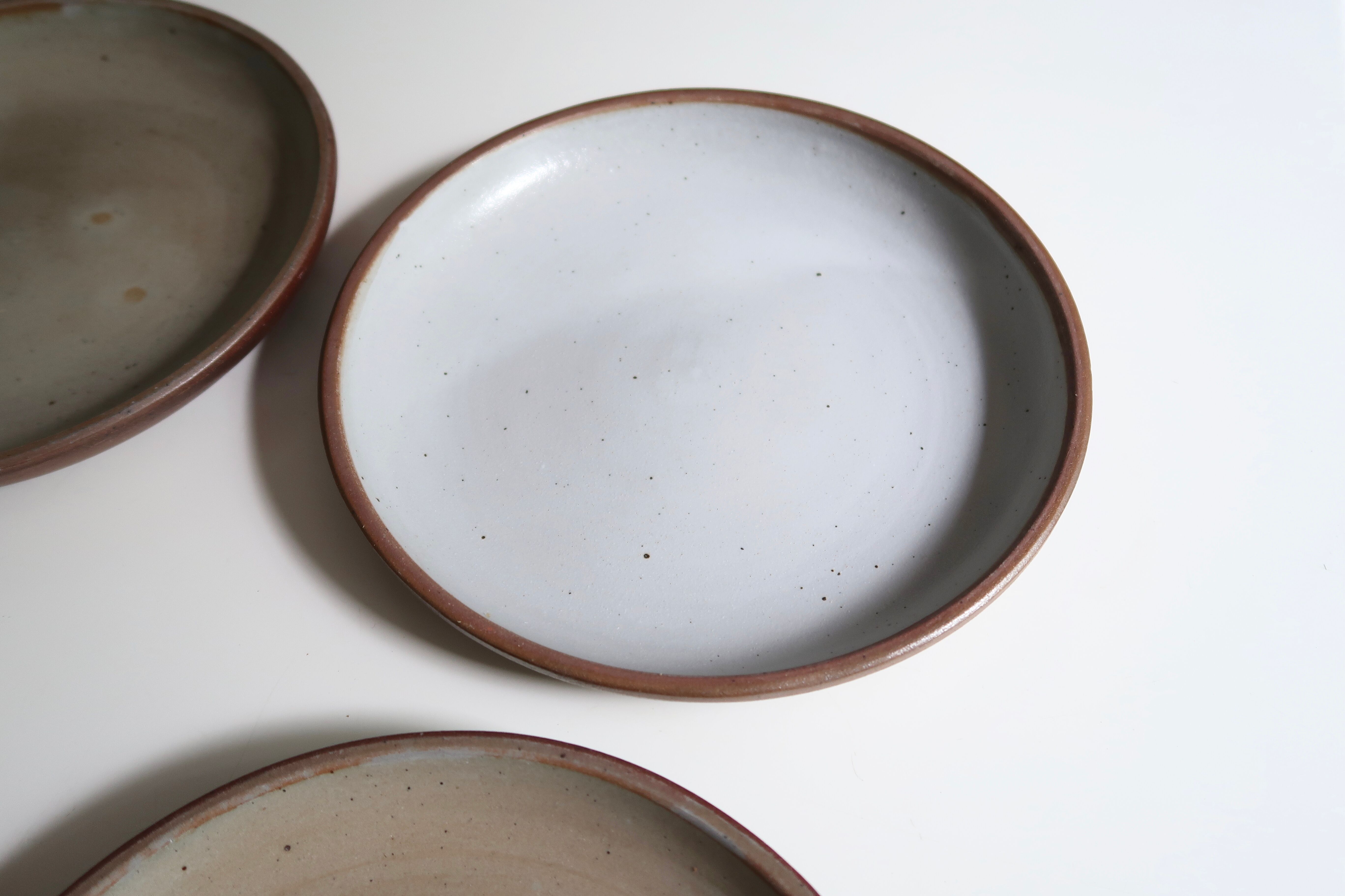 Six stoneware dessert plates, 70s