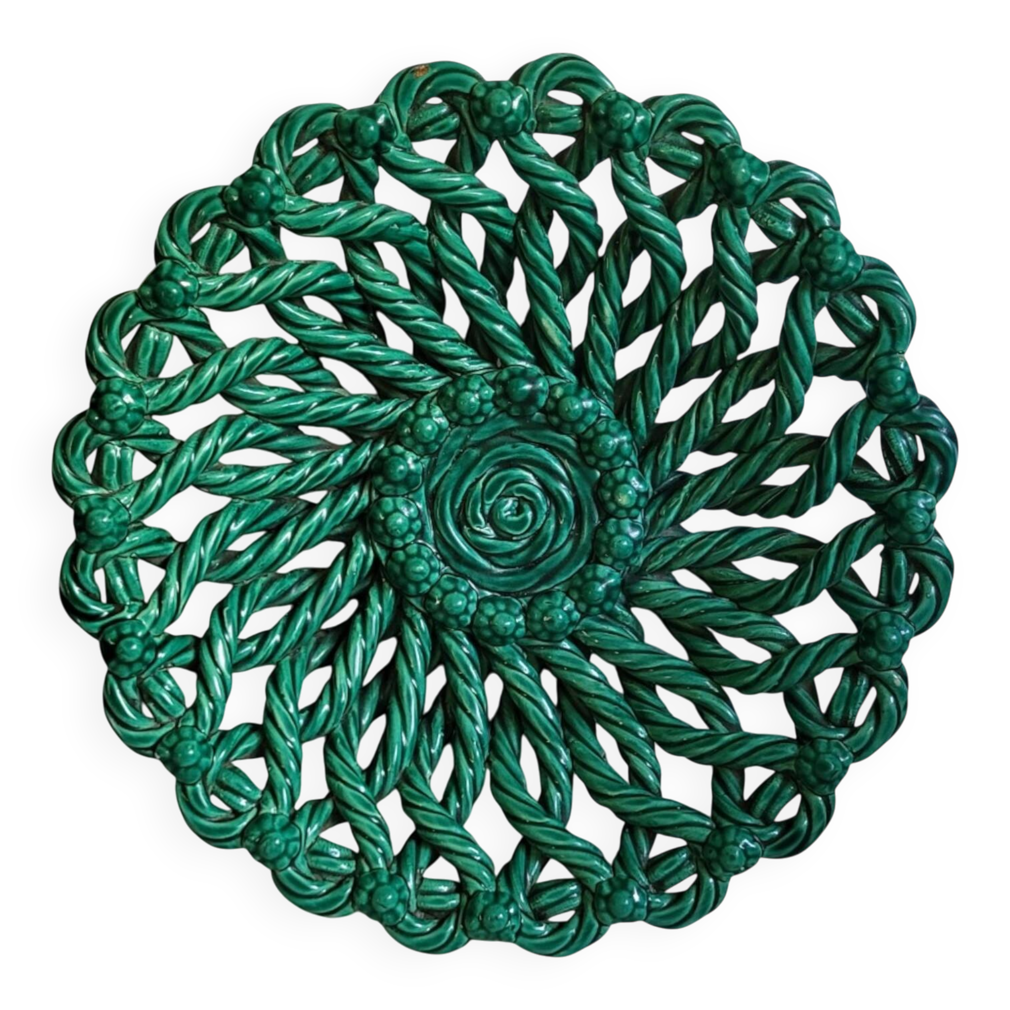 Corbeille en céramique tressée signée Vallauris