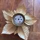 Applique ou plafonnier vintage fleurs feuilles doré