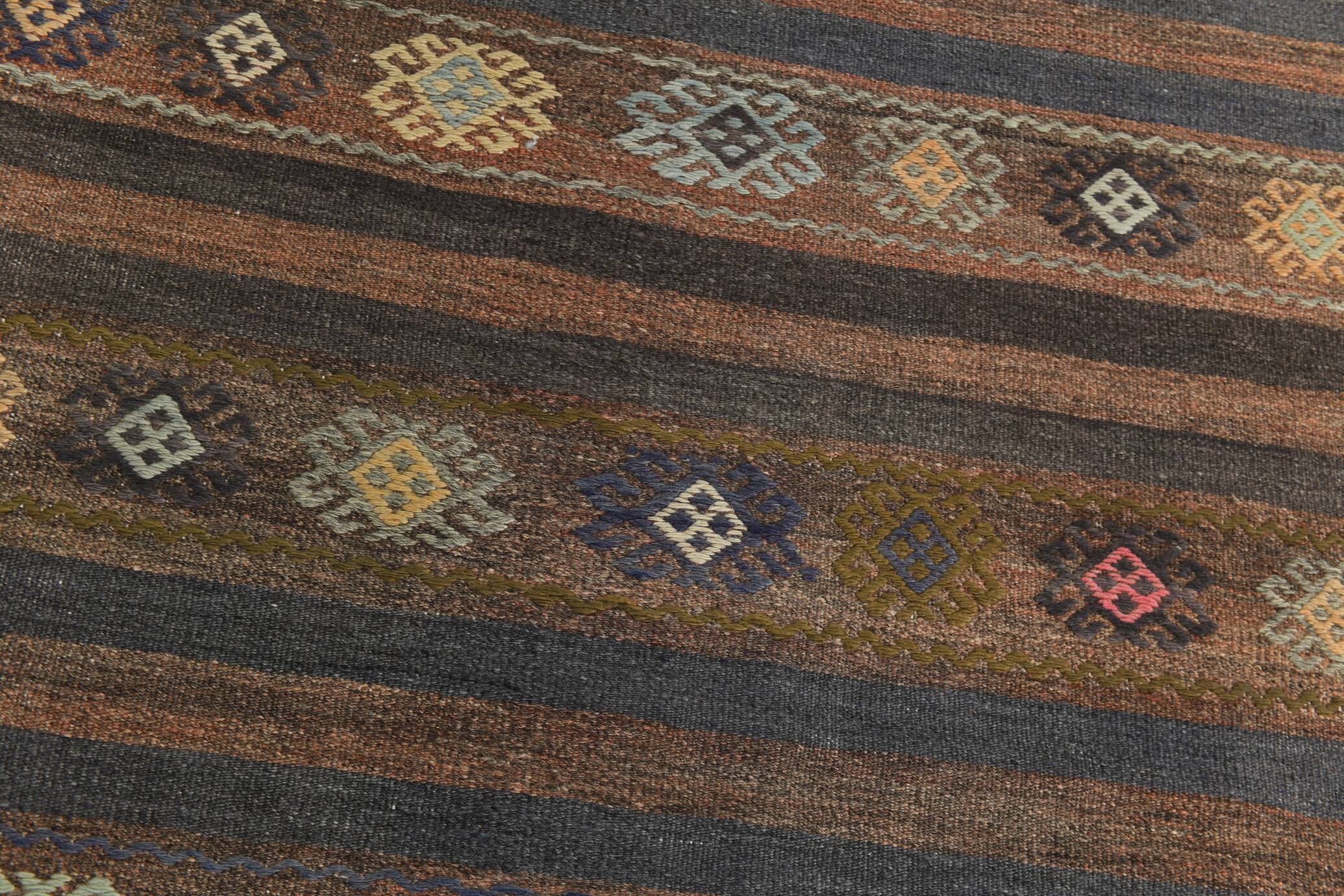 6x9 Brown Grenn Handmade Persian Kilim Rug, 187x286Cm