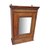 30, 40 years toilet wardrone