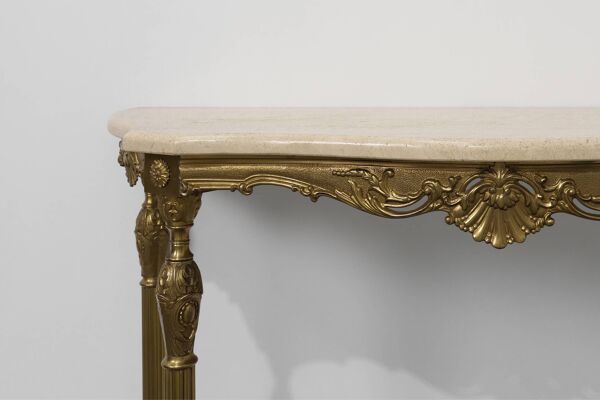 Console de style Louis XVI avec piètement en cuivre et plateau en travertin, Italie