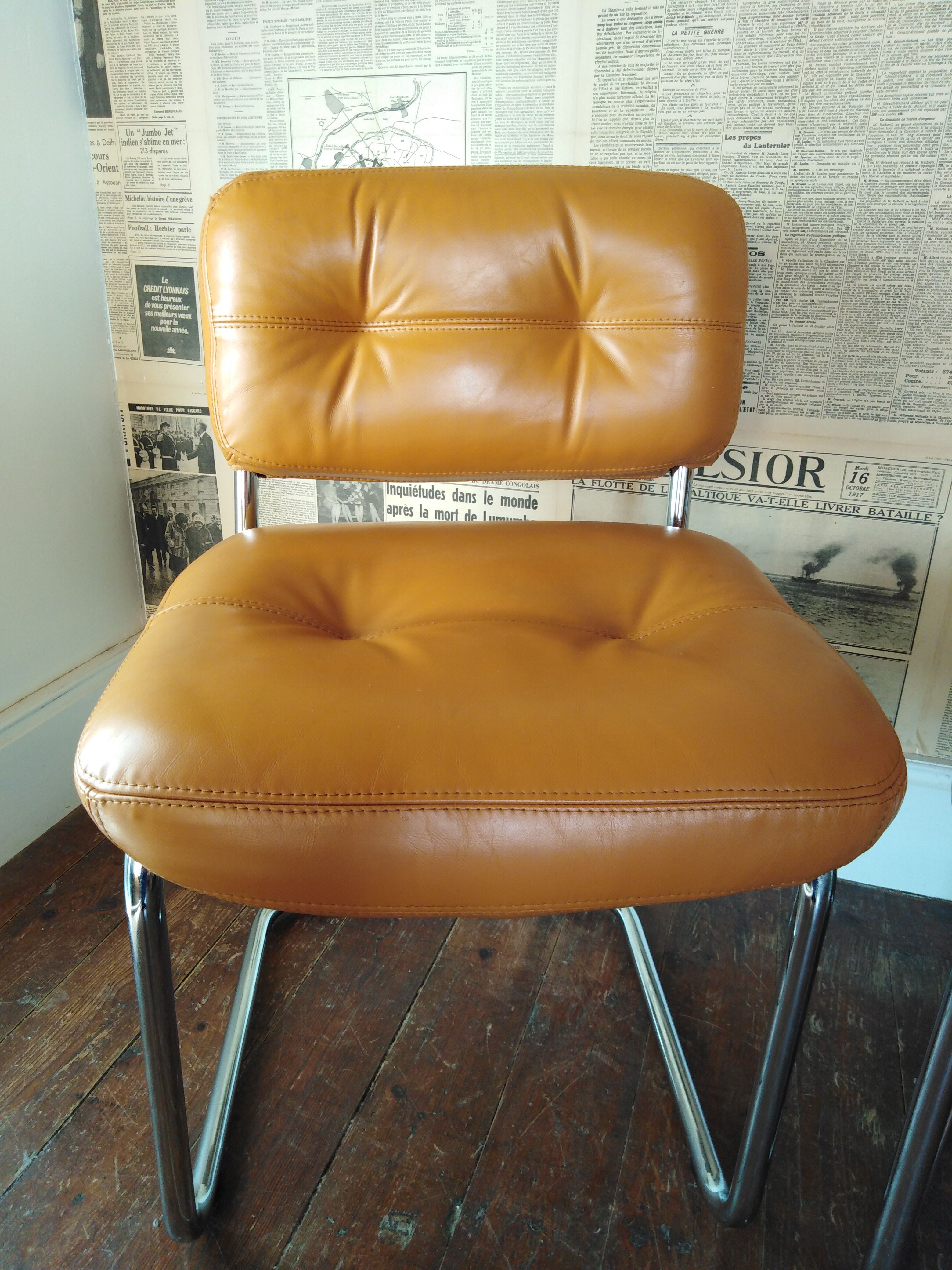 Two chairs, roche bobois, 70s