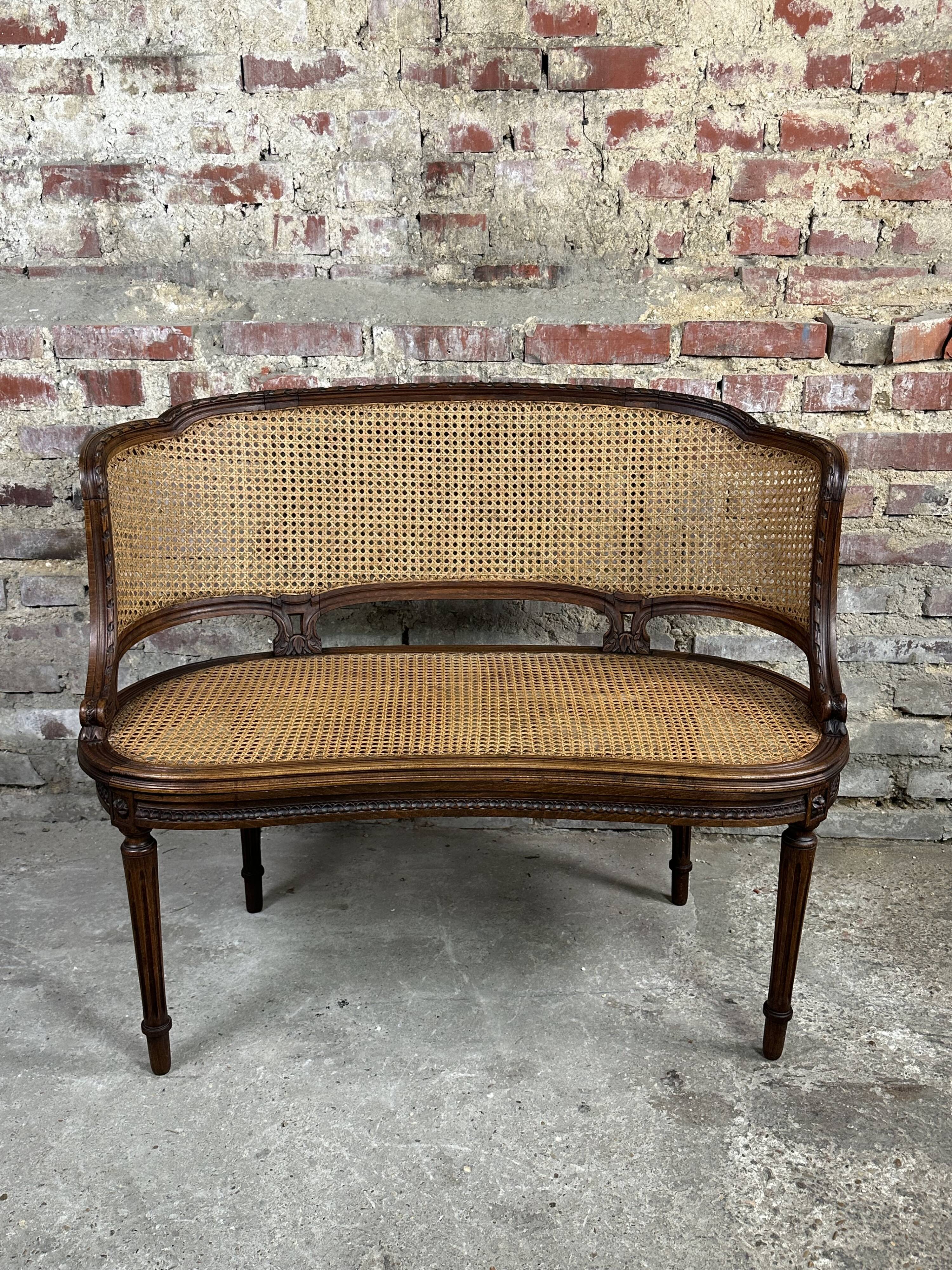 Louis XVI style basket bench