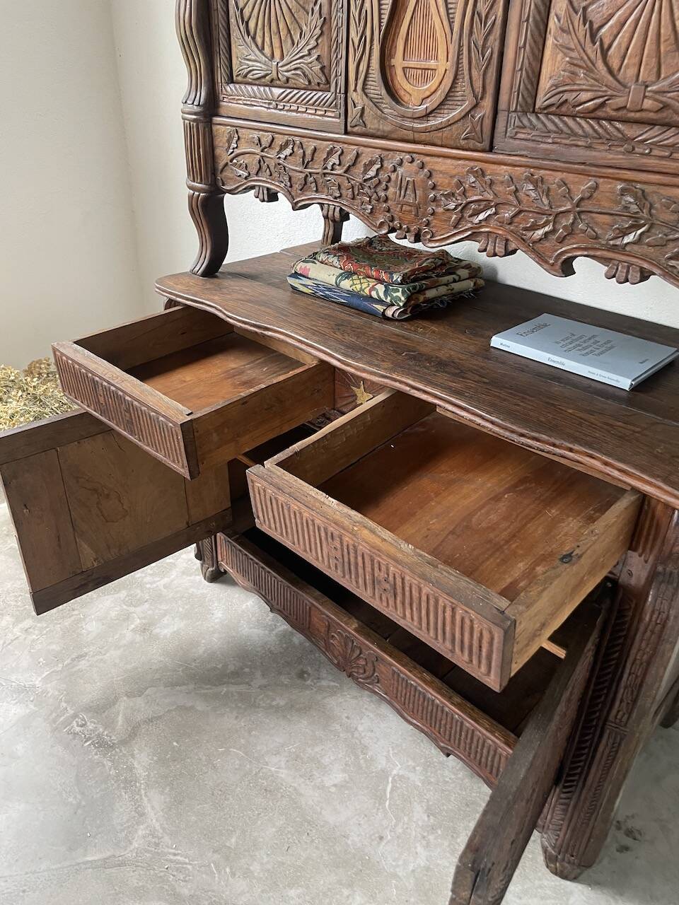 Auvergne brutalist folk art furniture 1890