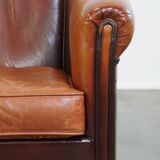 Correctly finished sheep leather club chair