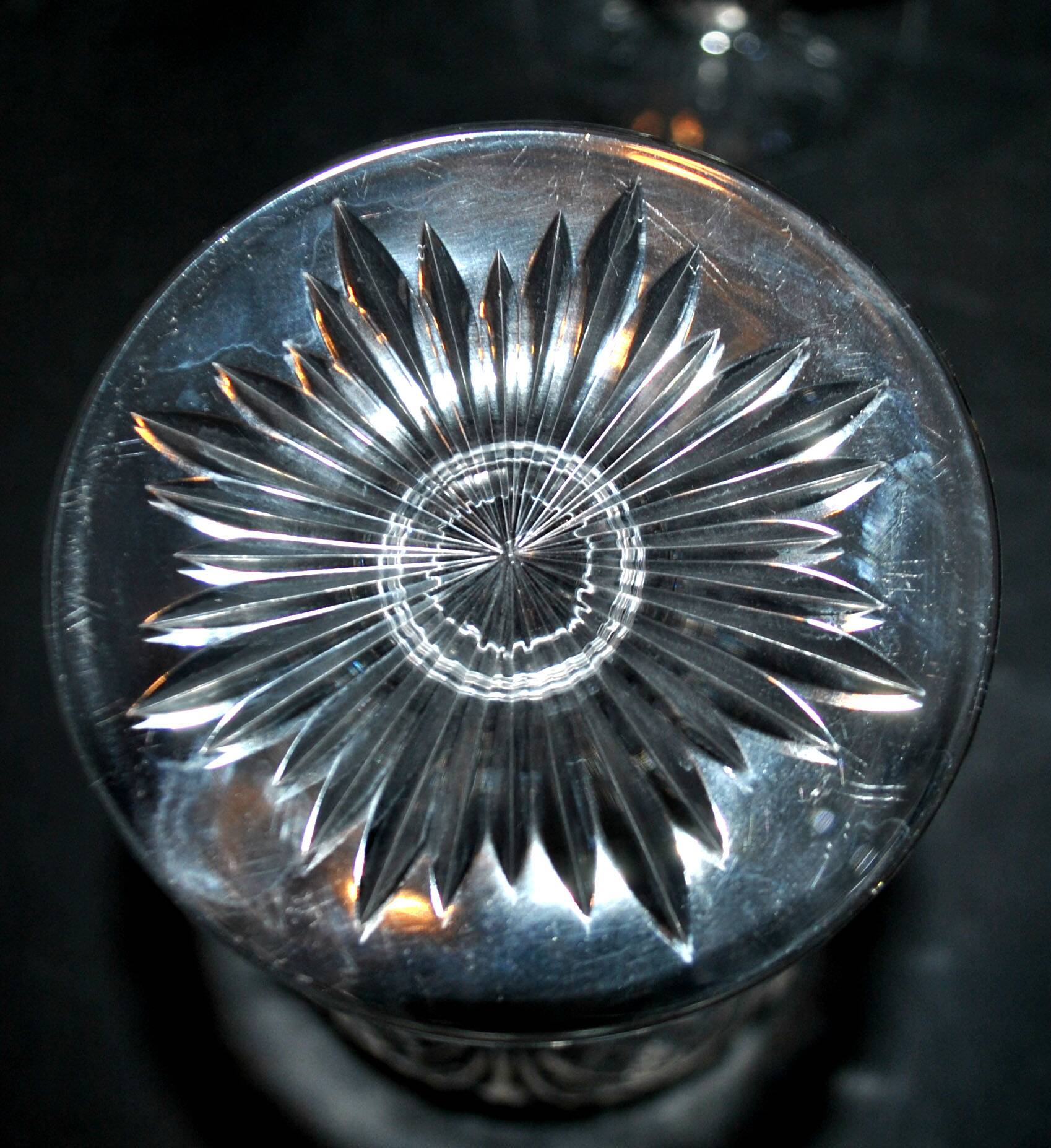 3 verres à liqueur Baccarat en cristal taillé modèle 9157, 1907
