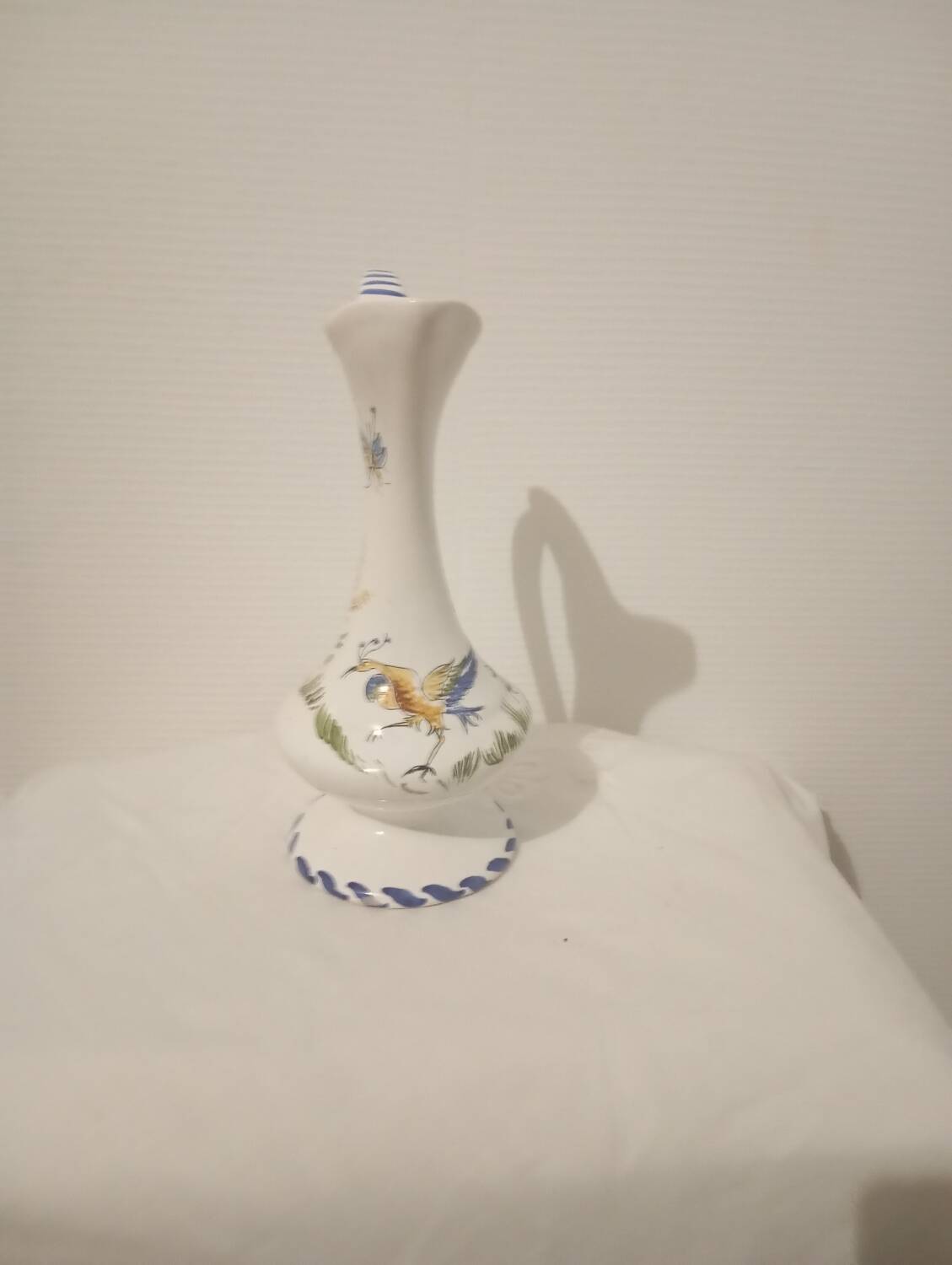 Moustiers soliflore vase