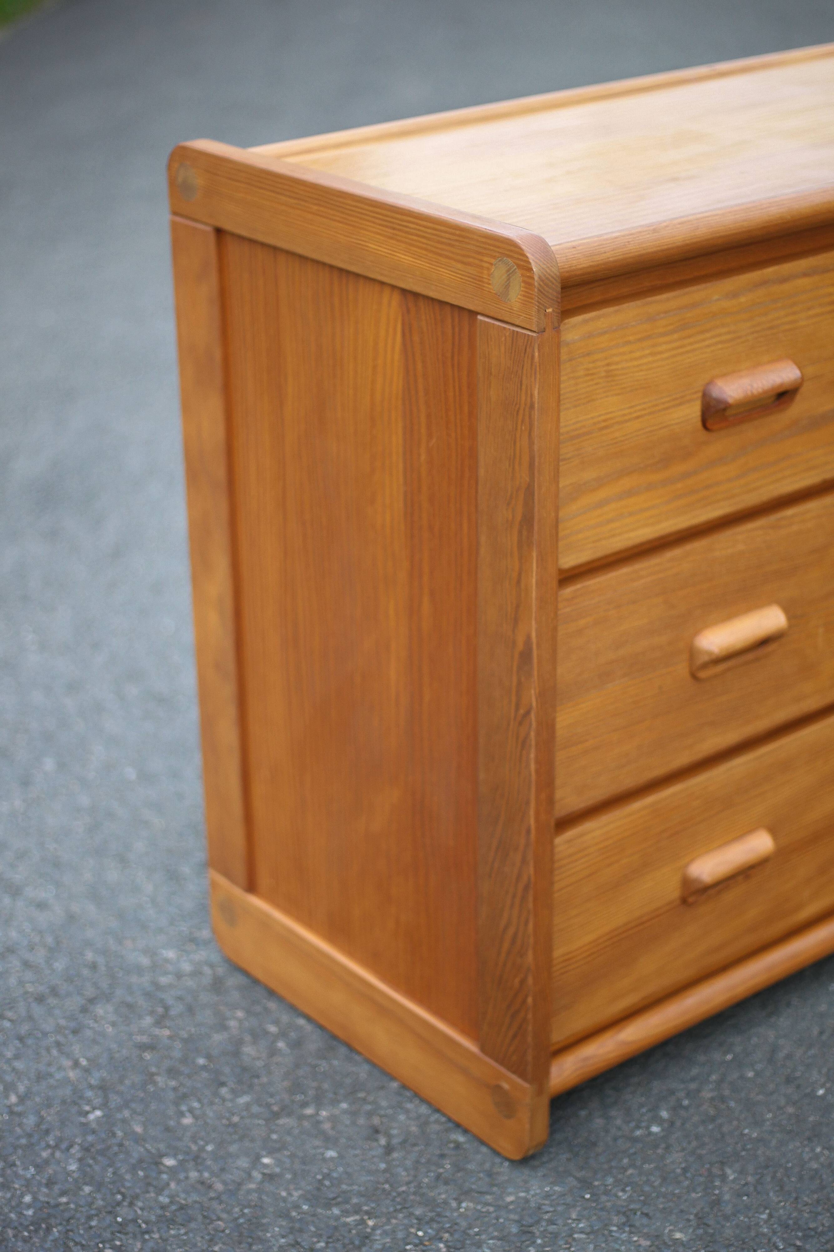 Vintage chest of drawers, pine assembly chest of drawers, Gautier chest of drawers, storage furniture, wooden furniture