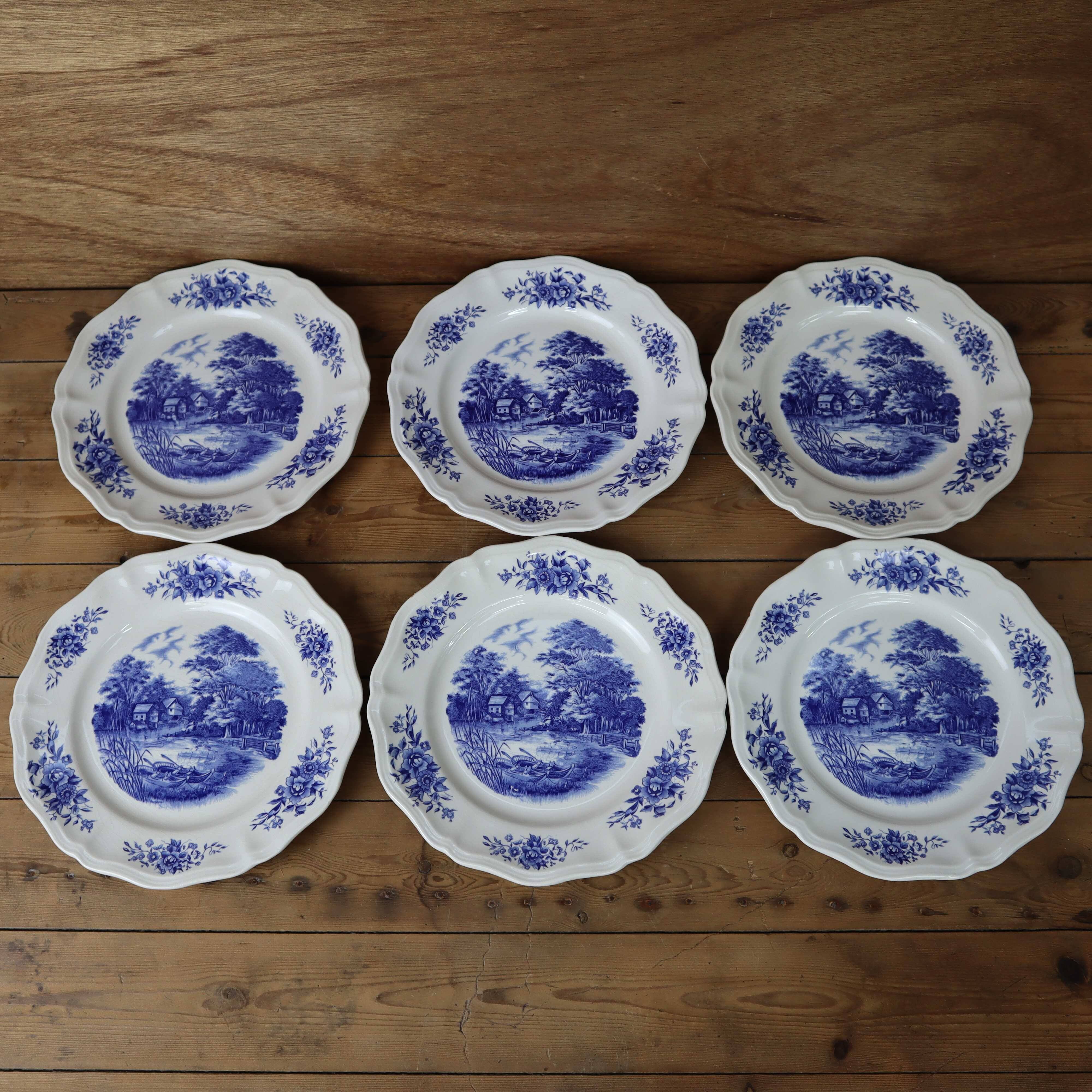Set of 6 Sarreguemines flat plates, Romantic model, 25.6 cm