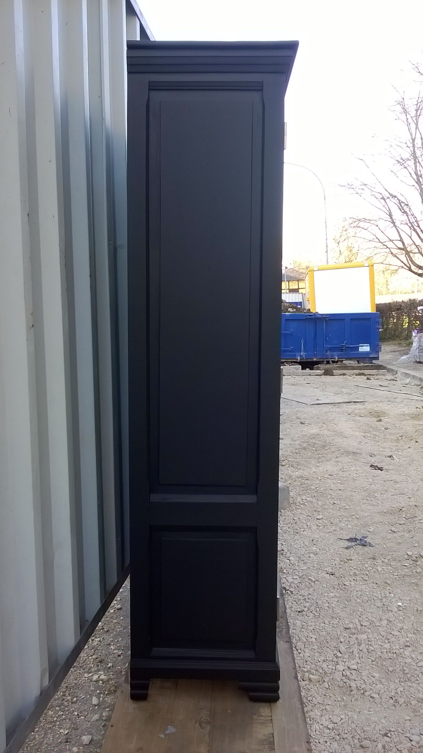 Parisian showcase cabinet 1930