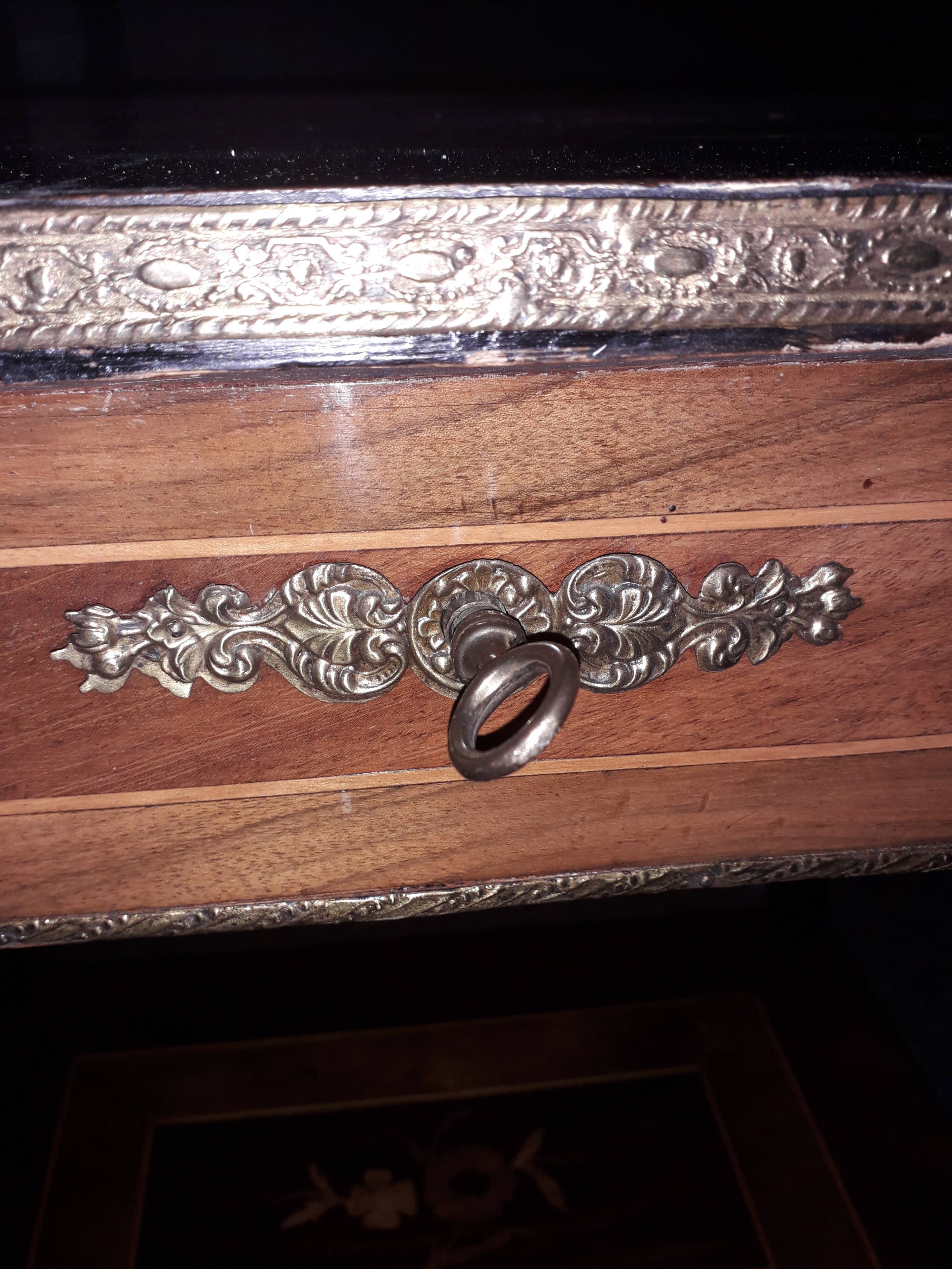 19th sawwood marquetry worker