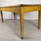 Farm table