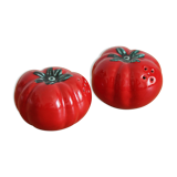 Salt and pepper tomato in vintage slurry