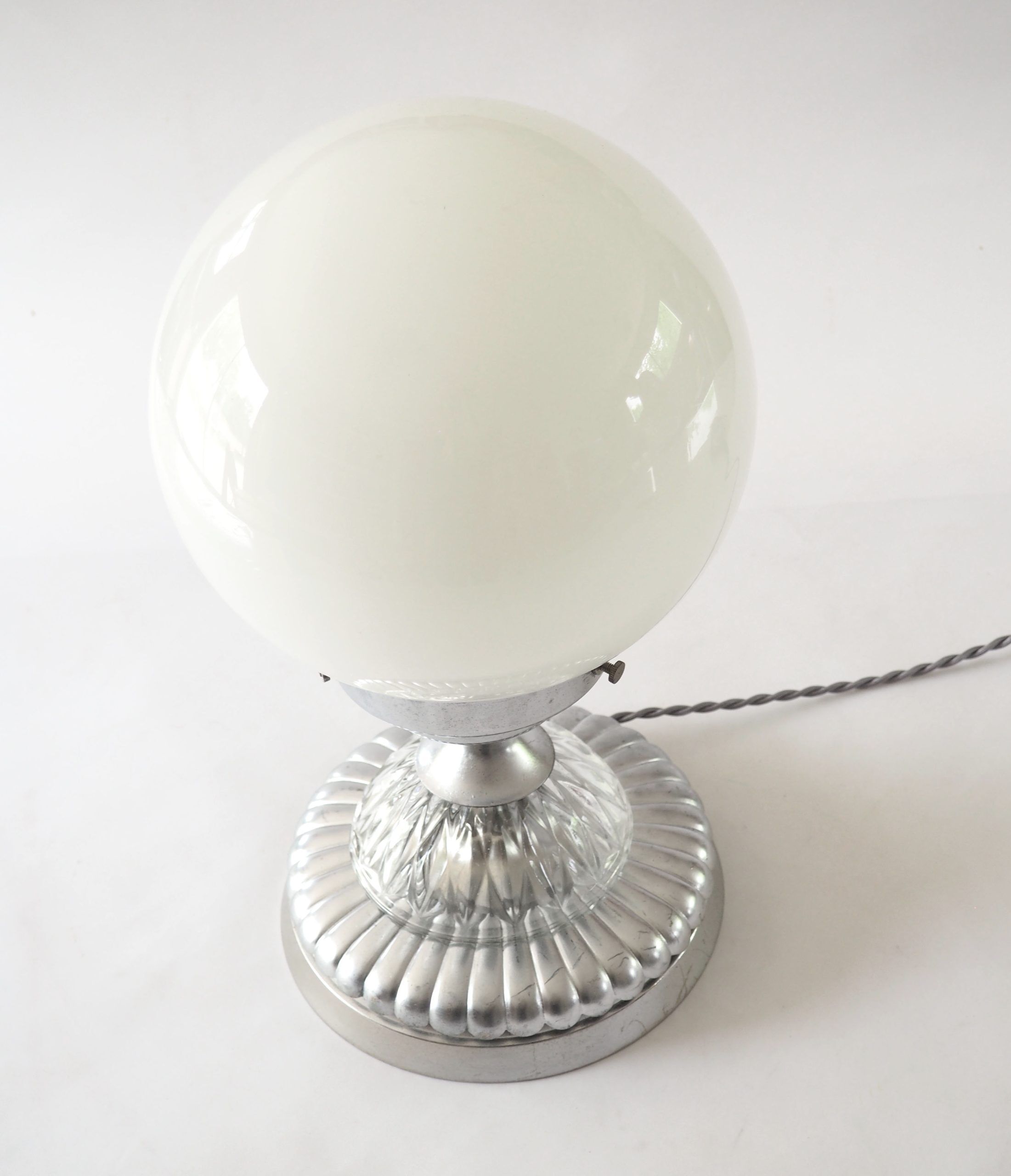 Large ball lamp and silver