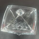 Candy sucker called quadro, modern and geometric shape, on shower stand