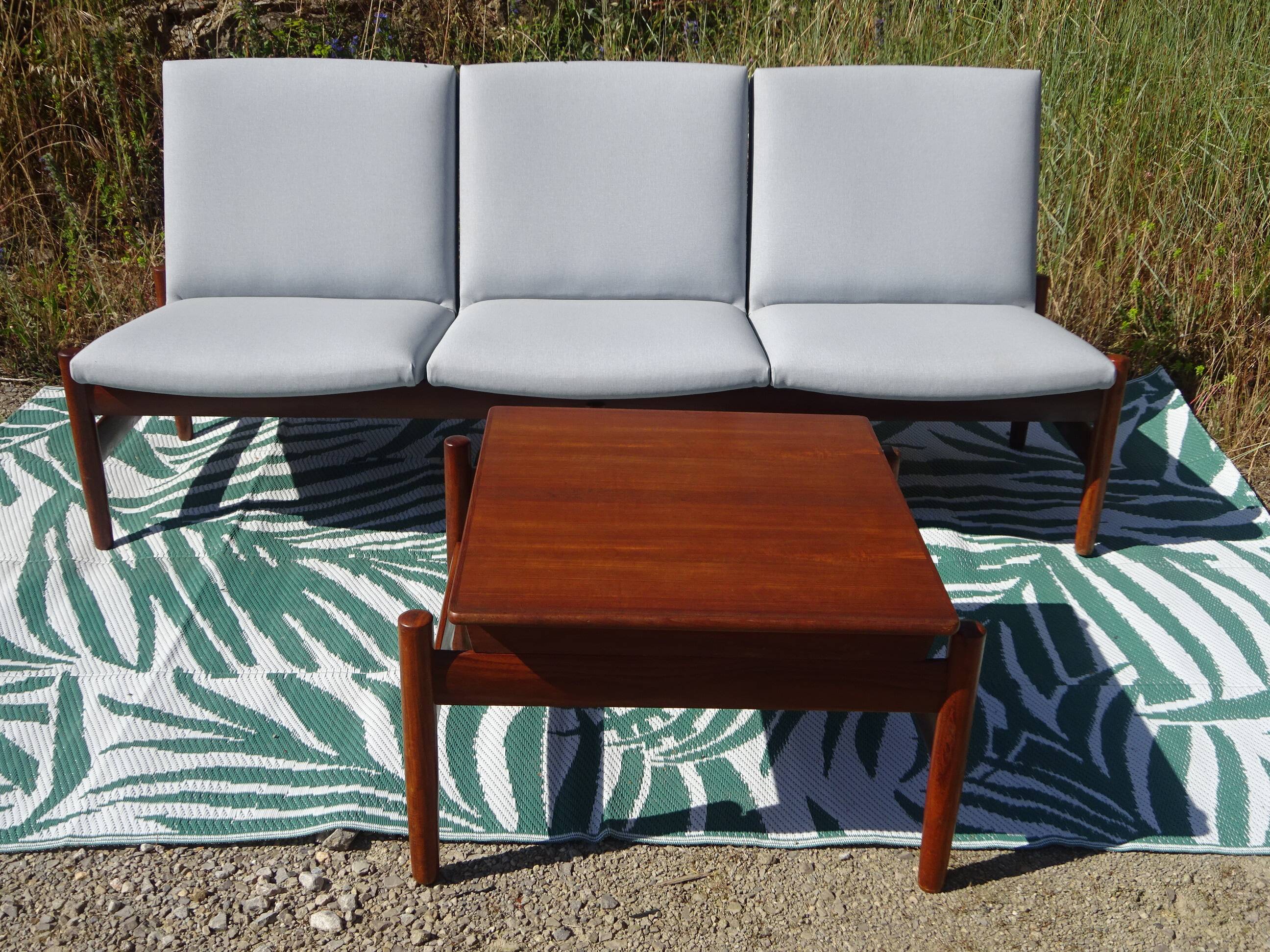 Modular 3-seater sofa + a teak coffee table by Karl SØrlie & SØnner