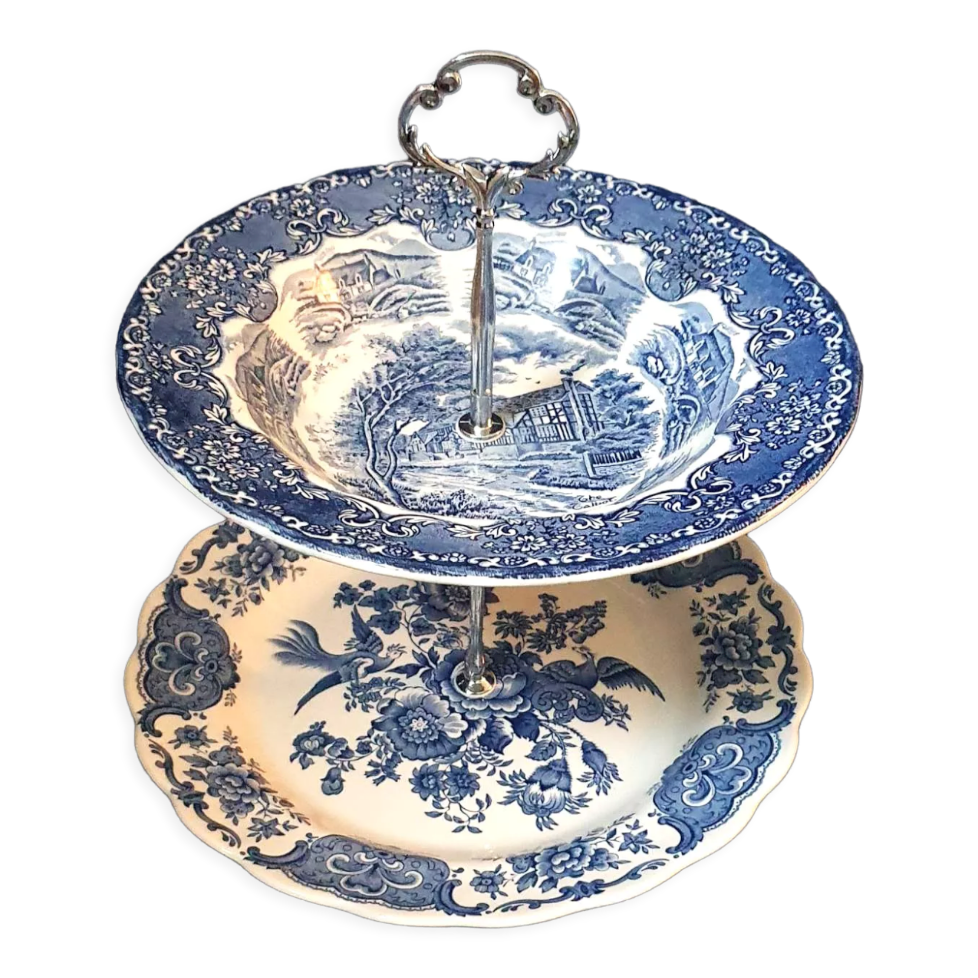 Servant, cake display, fruit, aperitif