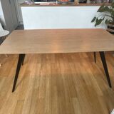 Table Aise / brand Treku