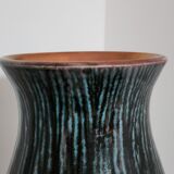 Accolay vase