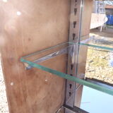 Counter shop window