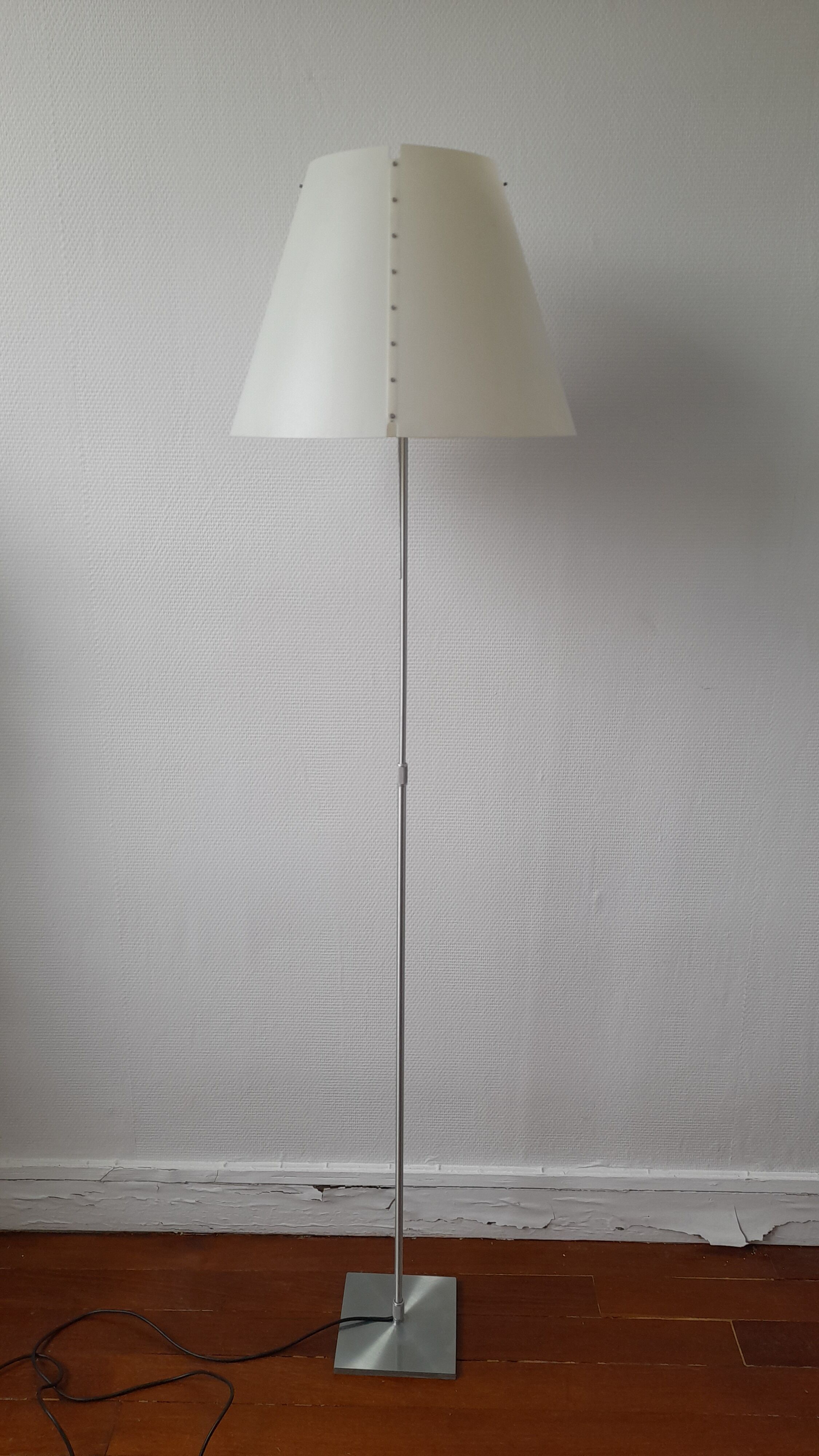 Costanza D13 floor lamp by Paolo Rizzatto for Luce Plan