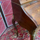 Wriitng desk laiding Louis XV style with secret compartment