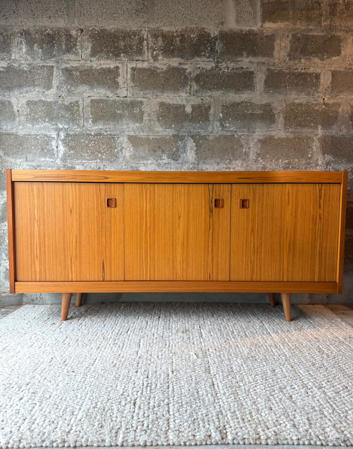 Enfilade buffet scandinave en teck, LB Kofod-Larsen, 1960