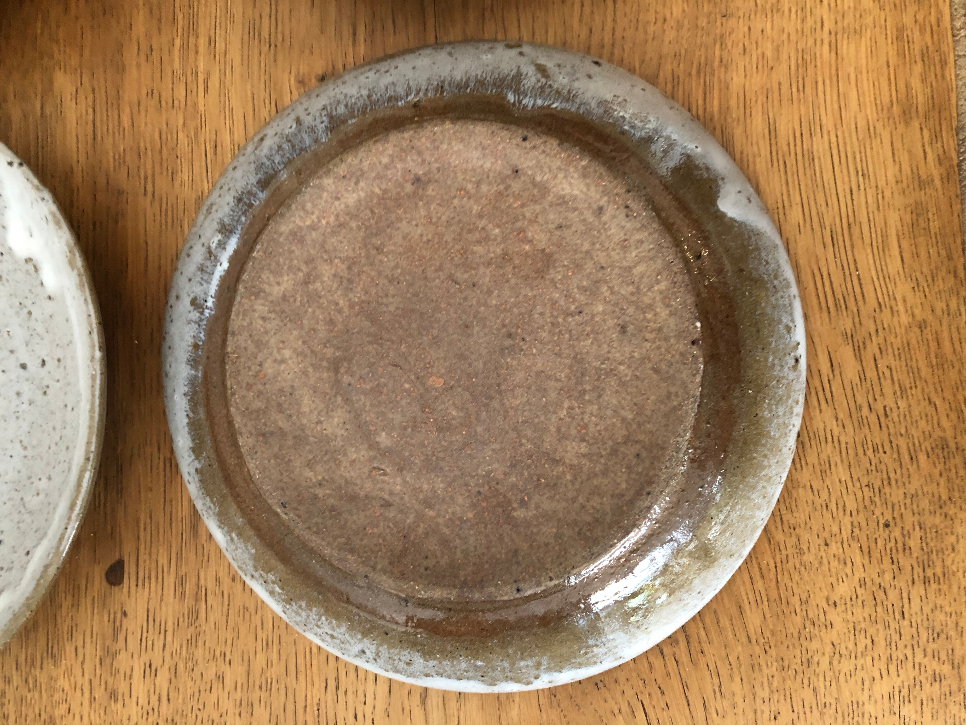 4 enamelled sandstone plates