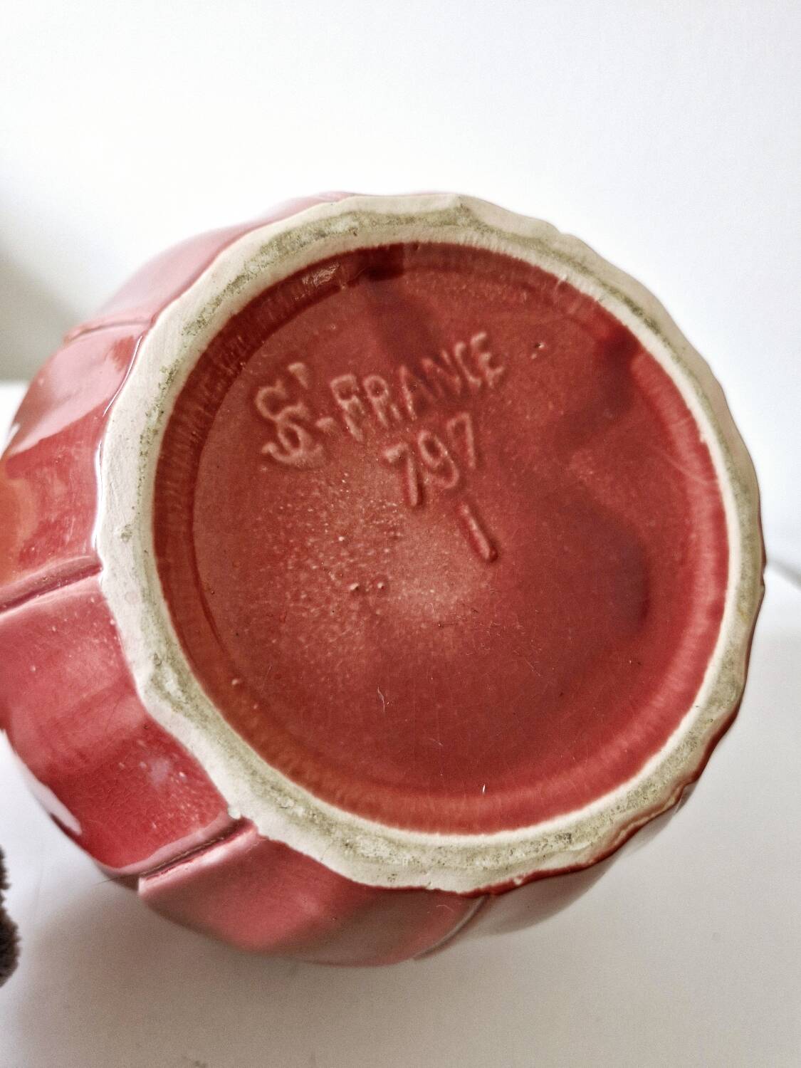 Art Deco artichoke vase Saint Clément ceramic