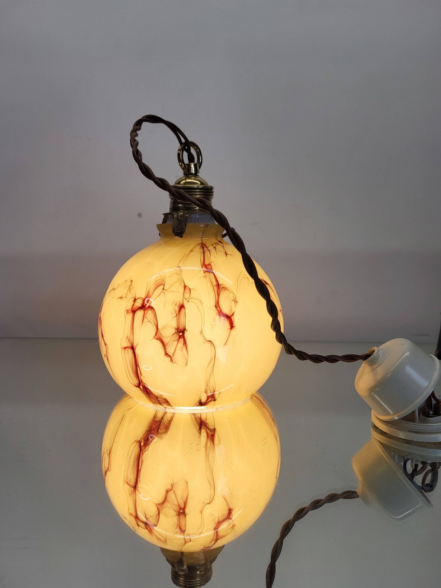 Art Deco lamp in opaline glaze Verreries de Scailmont Henri Heemskerk Belgium