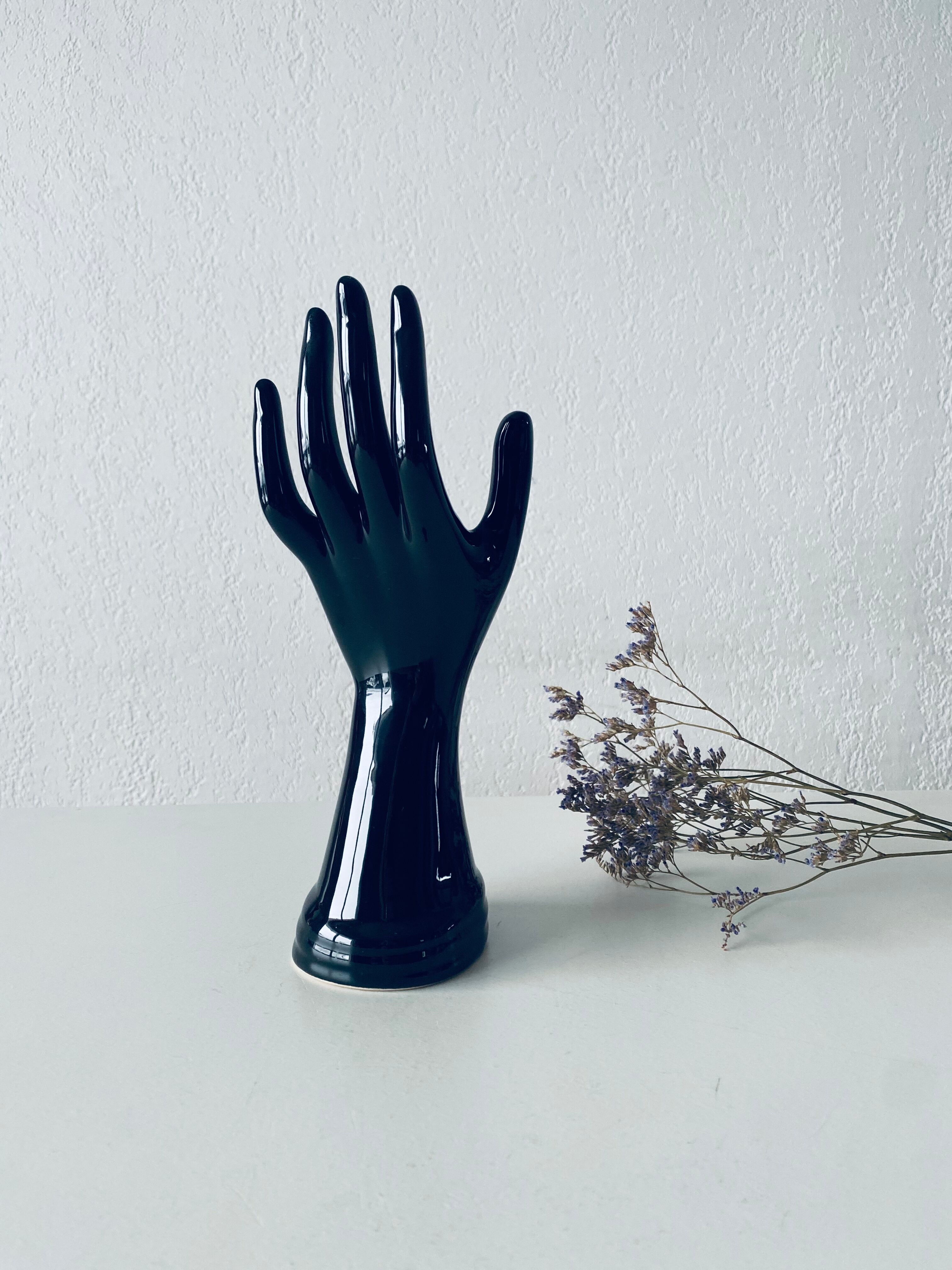 Ceramic vase and jewelry holder