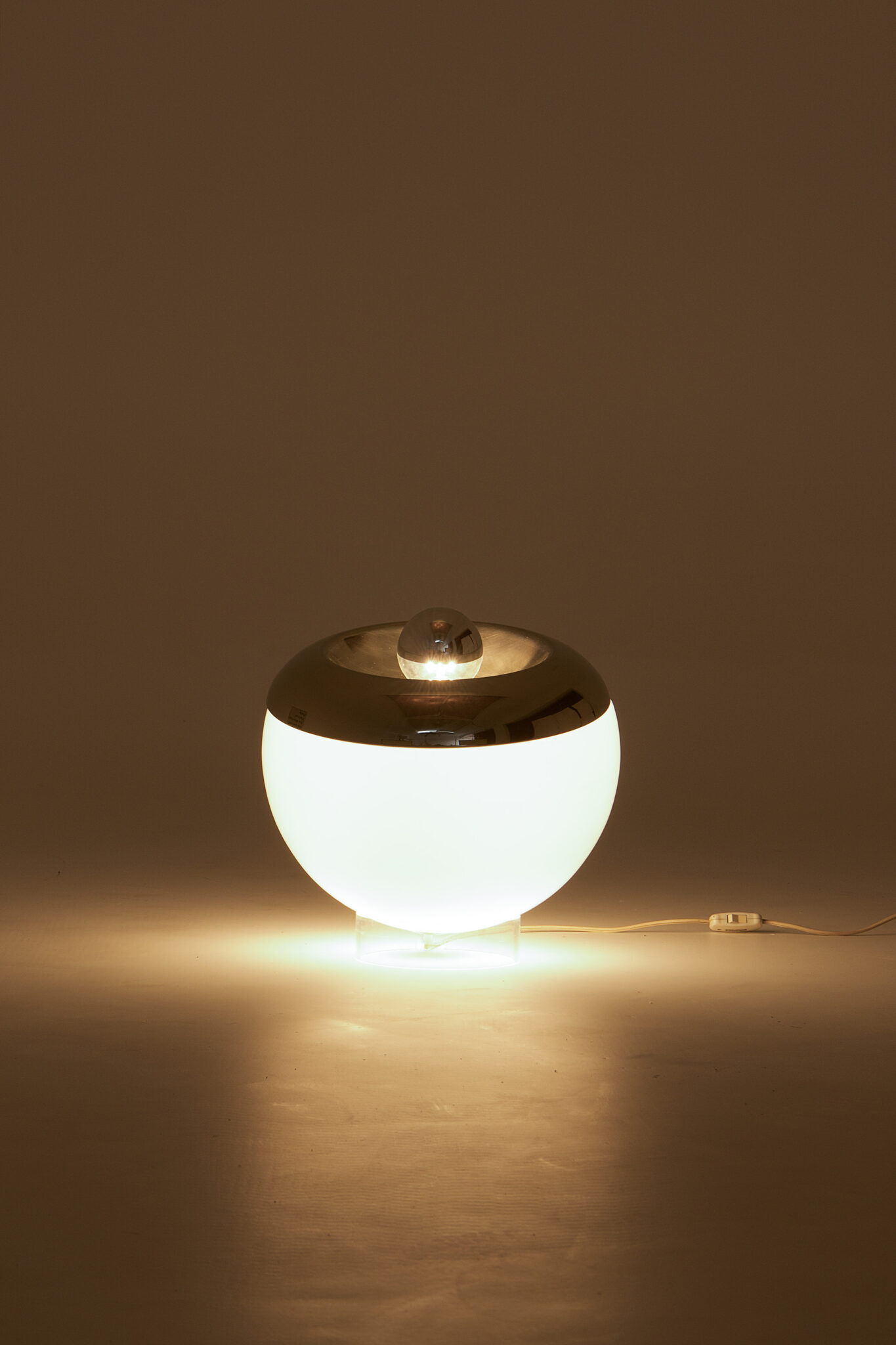 "Orbital" glass table lamp