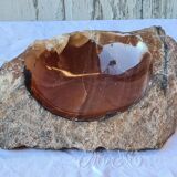 Empty pockets alabaster natural stone