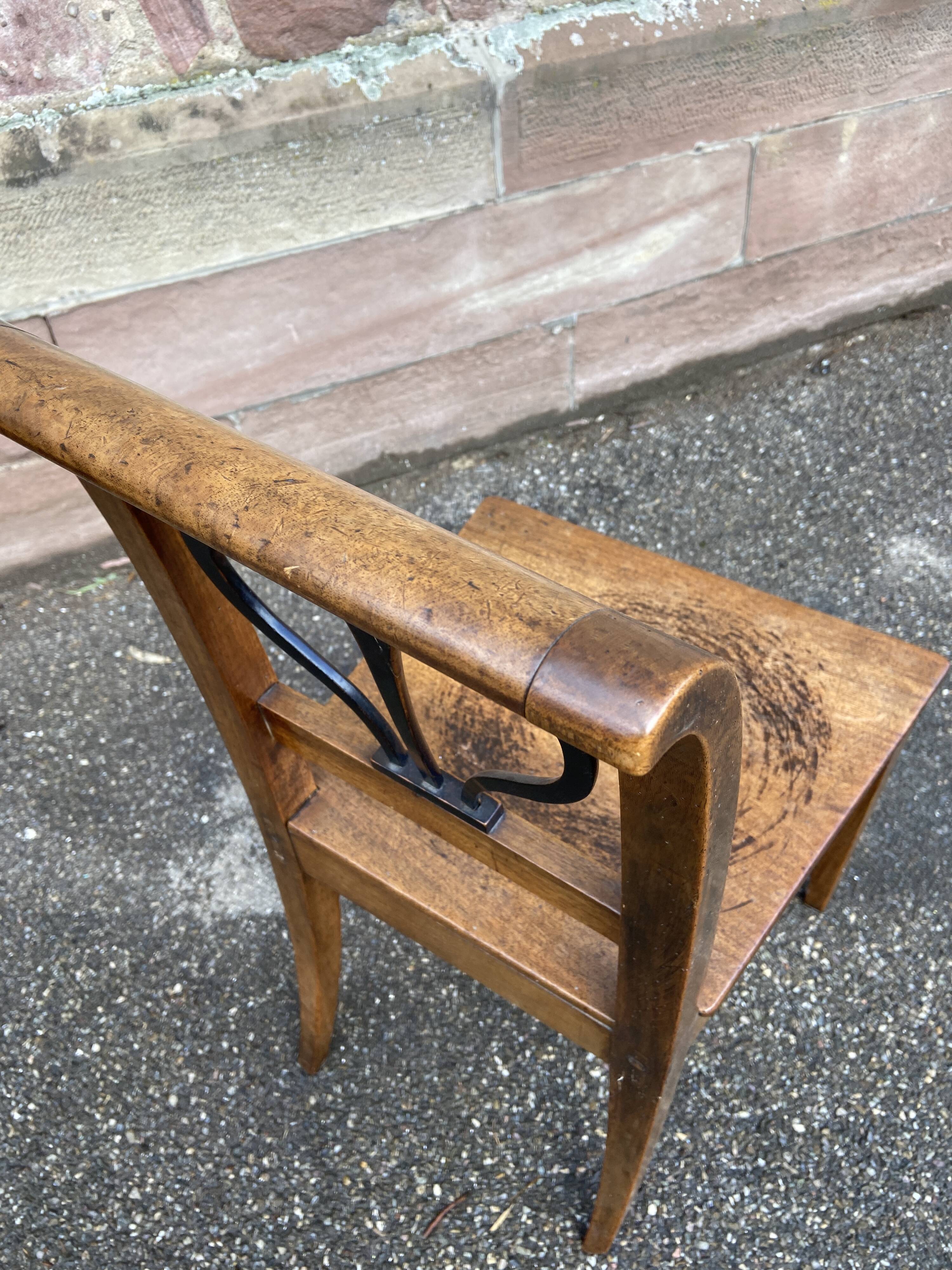 Vintage Alsatian peasant chair from the Directory period