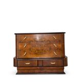 Commode italienne Art déco en ronce de noyer, années 1920