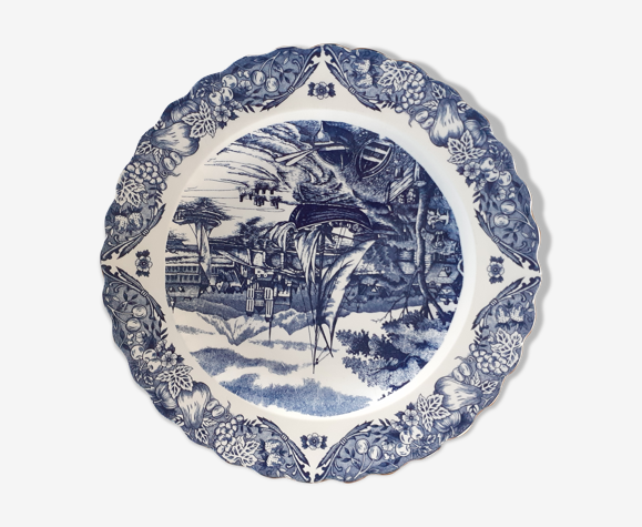 Assiette ancienne grande taille en céramique motif bateaux marchands -  coloris bleu Diam 41 cm | Selency