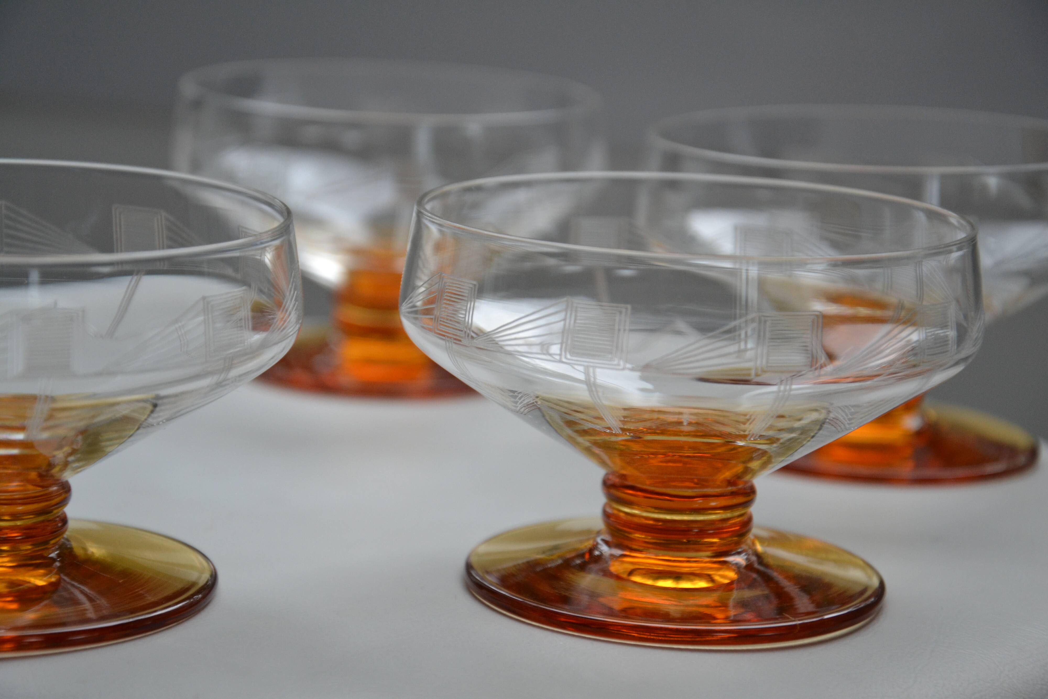 4 champagne glasses chiseled glass