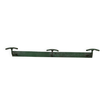 Patère ancienne, porte-manteau mural en métal vert, années 50