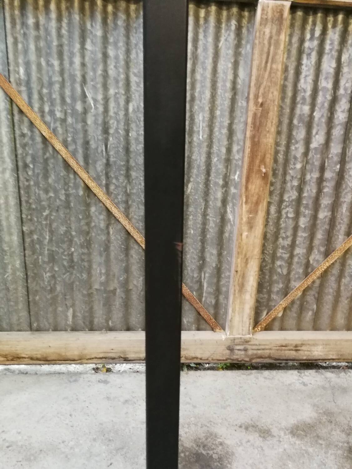 Coat rack on metal stand 70's