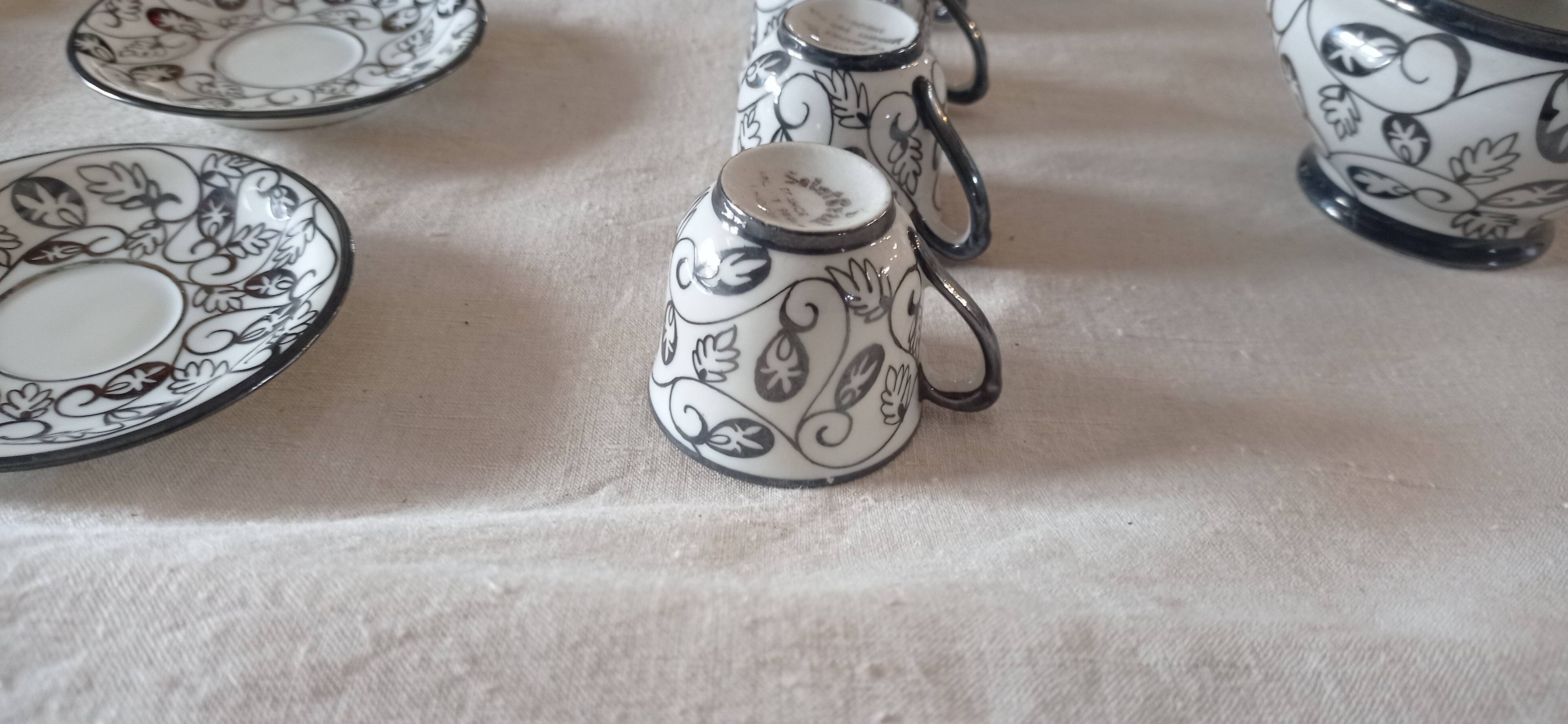 Coffee/tea service, glazed porcelain in Art Deco style, Saint Graal model.