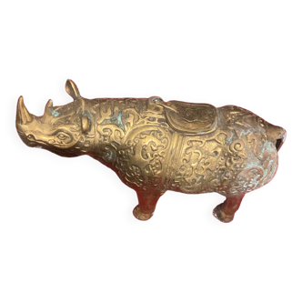 Rhinoceros bronze